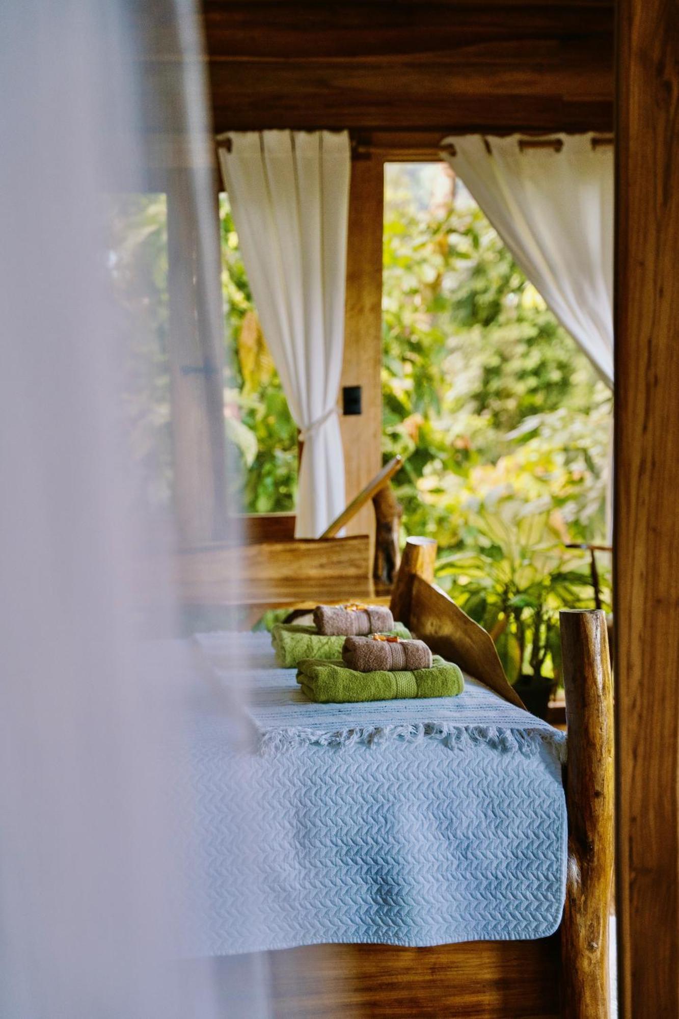 Villa Jungle Spirit Treehouse Cahuita Exterior foto